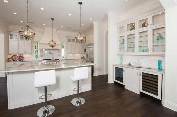 J&B Fine Cabinetry