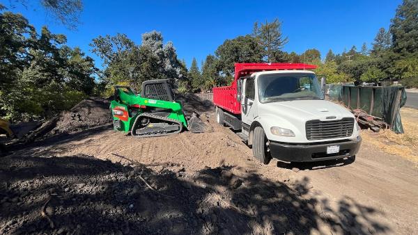 G&J Hauling