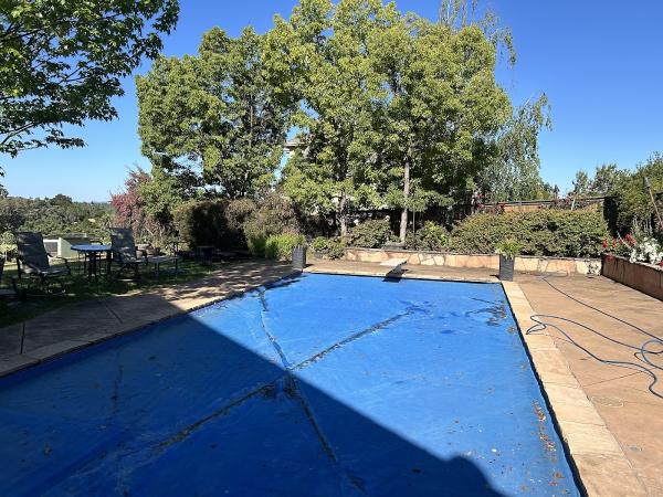 Sonoma Green Bin Cleaning and Pressure Washing
