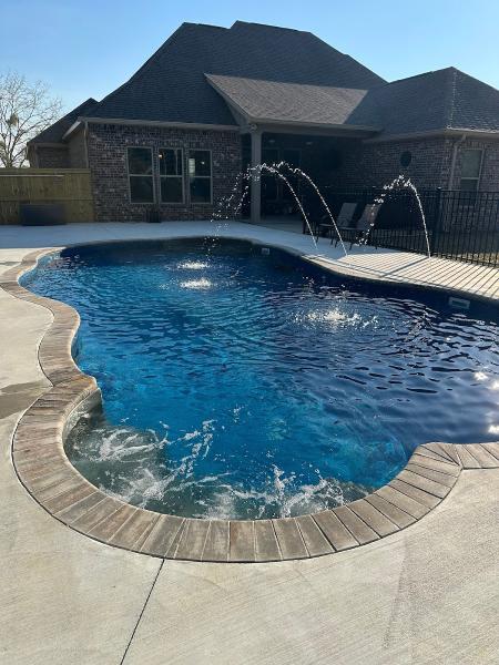 Guntner Custom Pools LLC