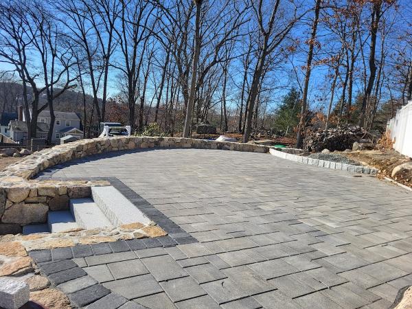 Pablo's Landscaping & Construction Inc.