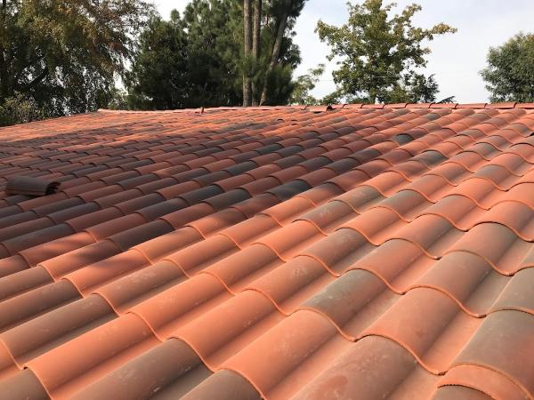 Lightning Roofing Inc.