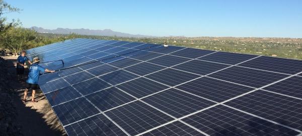 Streakless Windows & Solar Panel Cleaning