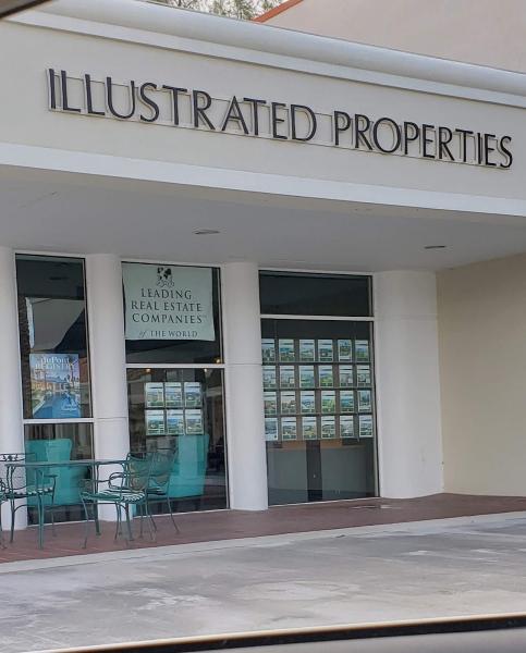 Sophie Daverio- Realtor