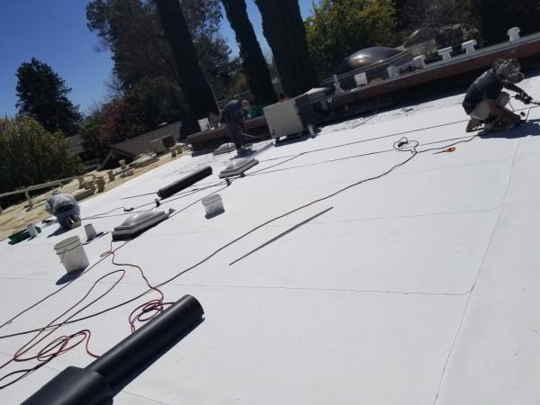 Lucas Roofing