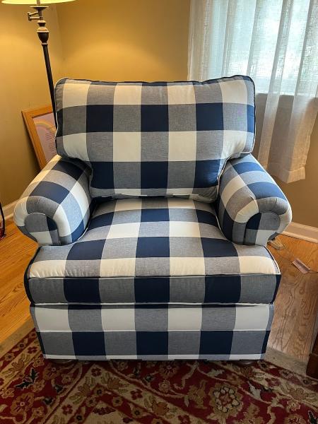 Aravena's Upholstery