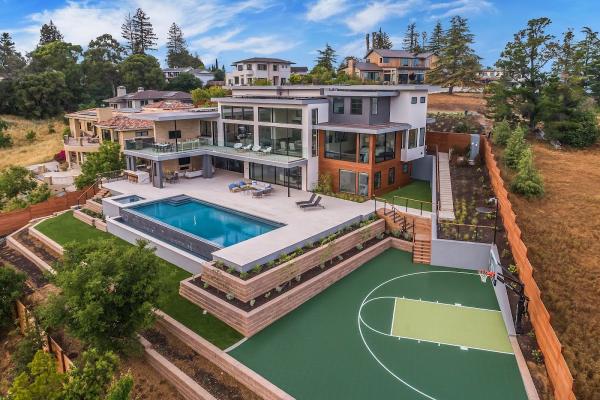 Innovative Custom Builders