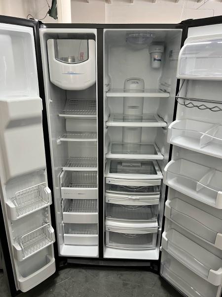Refrigeradores Reparación & Servicio Técnico
