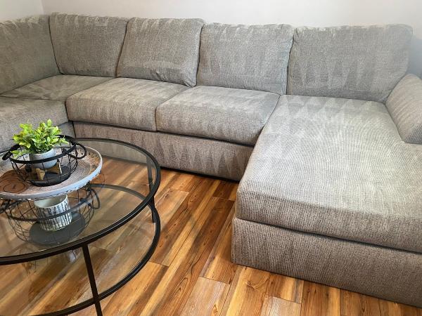 Iconic Carpet & Upholstery Cleaning