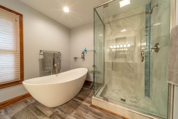 Adonis Kitchen Bath