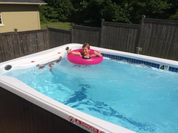 Volunteer Pools & Spas