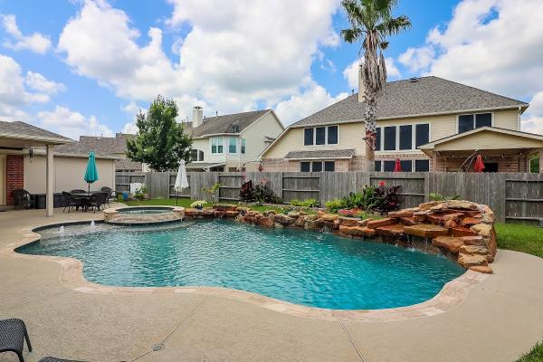 Southern Charm Pools