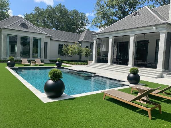 Crystal Pools and Spas Inc.