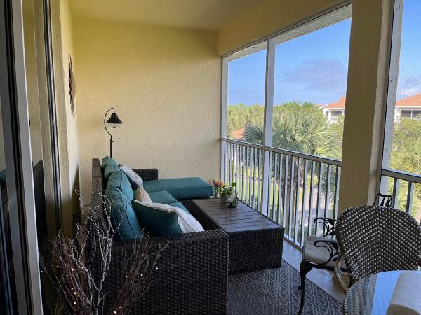 Clean Lanai