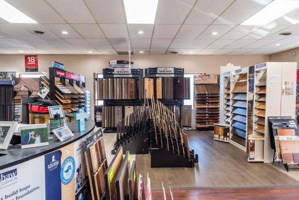 Leon's Flooring Outlet