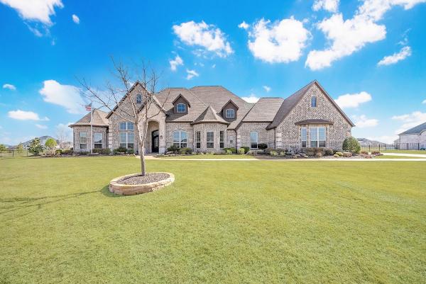 Pam Heinrich Home Team