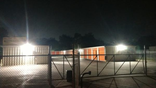 Discount Self Storage