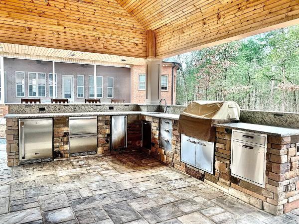 The Stone Group Outdoor Specialist Inc.