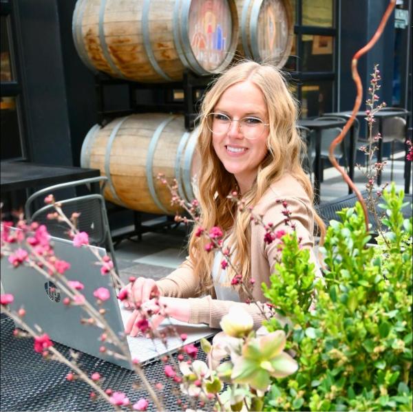 Denver Commercial Real Estate Broker Amanda Weaver