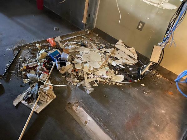 Move It! Hauling & Junk Removal LLC