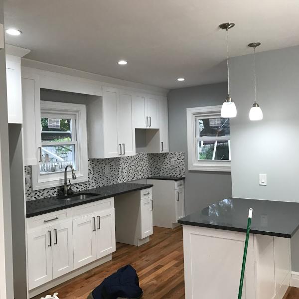 Reyes Builders & Painting