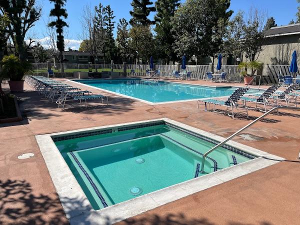 Crystal Waves Pool Service