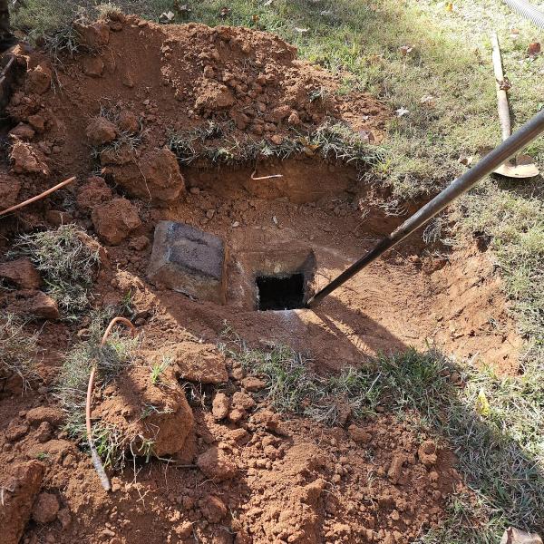 Bowen's Septic Tank