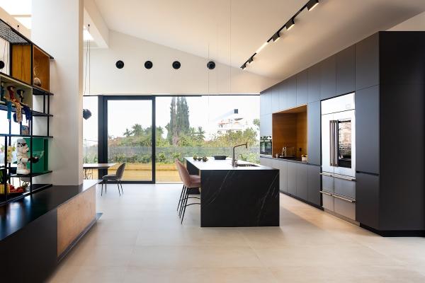 Lusso Design and Build Inc