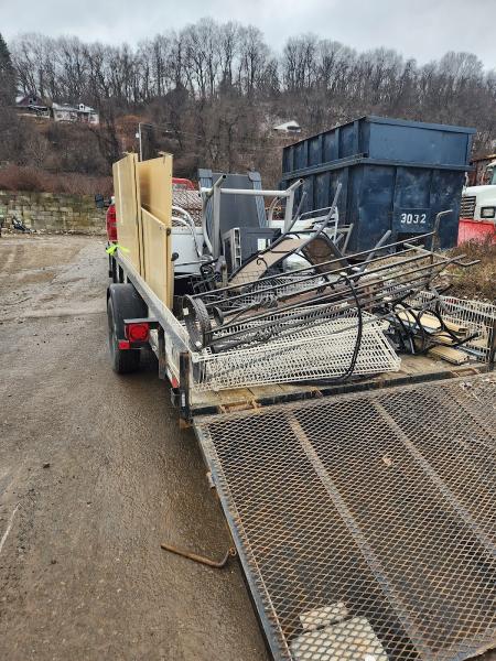 Richie's Hauling