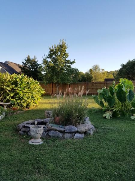 Derrick's Lawn Service & Gutter Cleaning