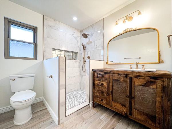 Interio Construction Company