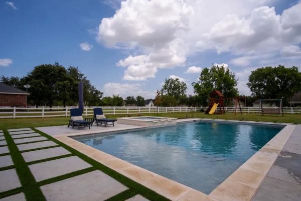 Waterpointe Pools