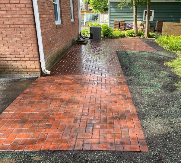Maggs Lawn & Landscape LLC