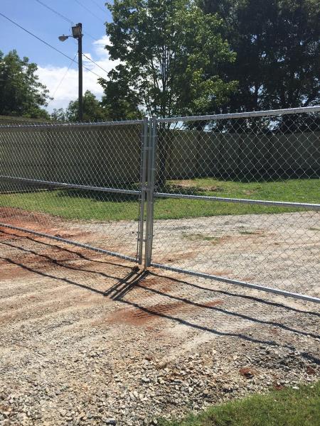 Barbara's Fence & Deck Co