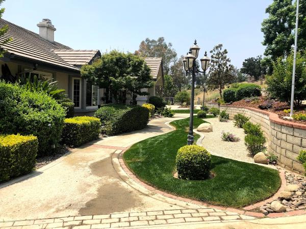 Lunas Landscaping