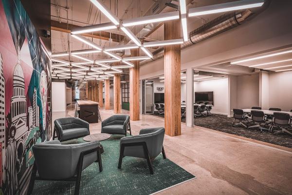 Paramount Co. & Floors