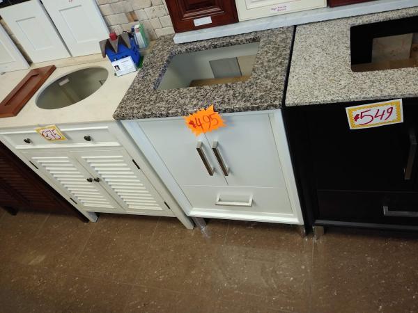 F R Kitchen & Vanity