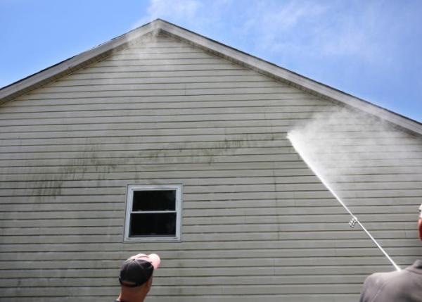 Rhode Island Power Washing and Roof Cleaning