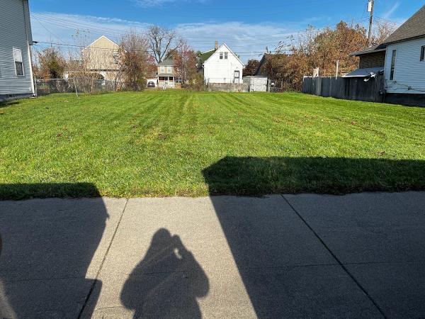 TLT Lawncare & Snowremoval LLC