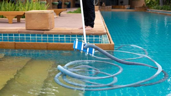 Deluxe Pool Care