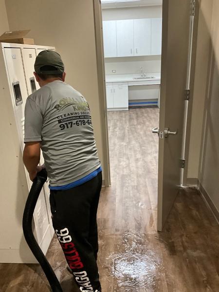 Royal King Cleaning Solutions Inc.