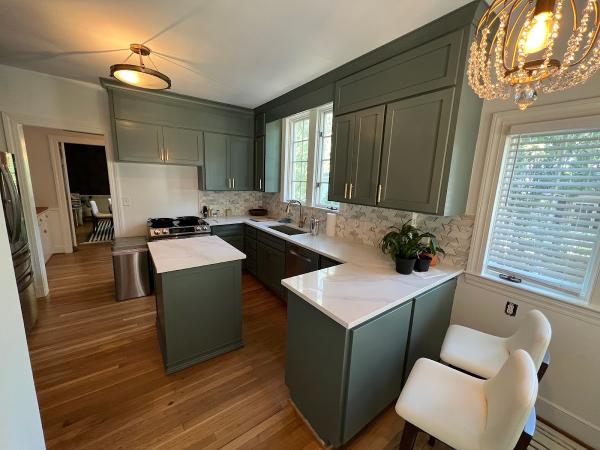 Peakstone Granite & Marble