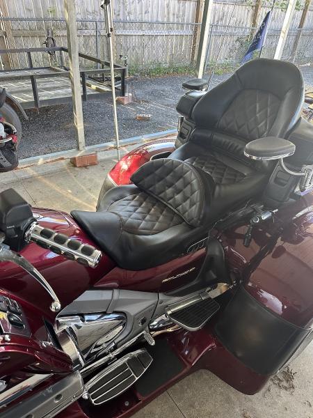Unlimited Upholstery