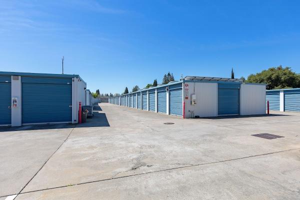 Loomis Self Storage