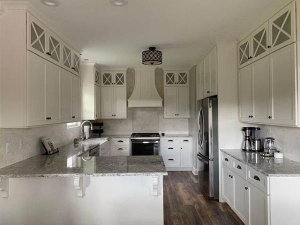 E & K Cabinetry