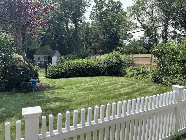 Armstrong Fence Inc