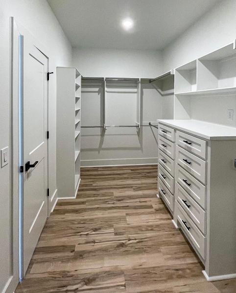 DKS Custom Homes LLC