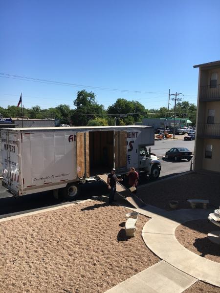 Lone Star Moving