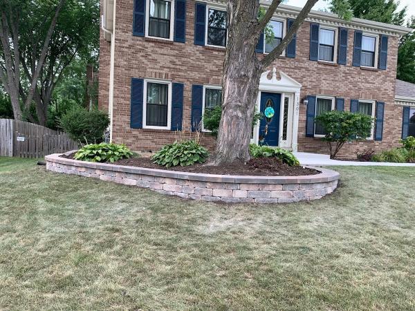 Montano's Landscaping Inc