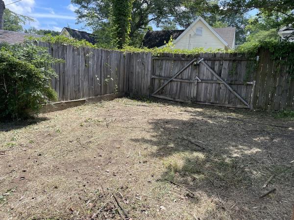 Crawford and Son's Lawn & Maintenance Llc.